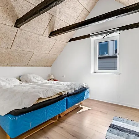 Holiday home Pet Friendly In With Kitchen