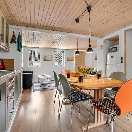 Pet Friendly In With Kitchen * Thyholm