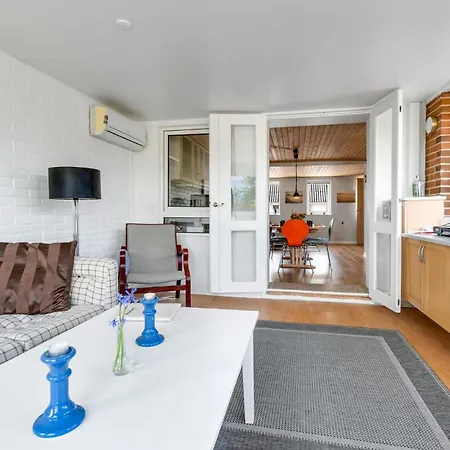 Pet Friendly In With Kitchen * Thyholm
